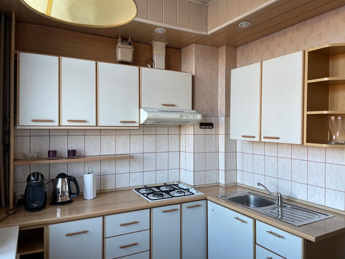 A Cozy Apartment With A Wonderful View Of The River In The Old Town Of Вильнюс Экстерьер фото